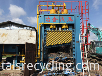 Q91y-630 Heavy-Duty Automatic Guillotine Squeeze Shear for Steel Plate